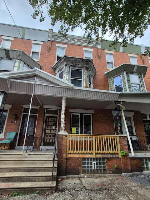 3718 N Bouvier