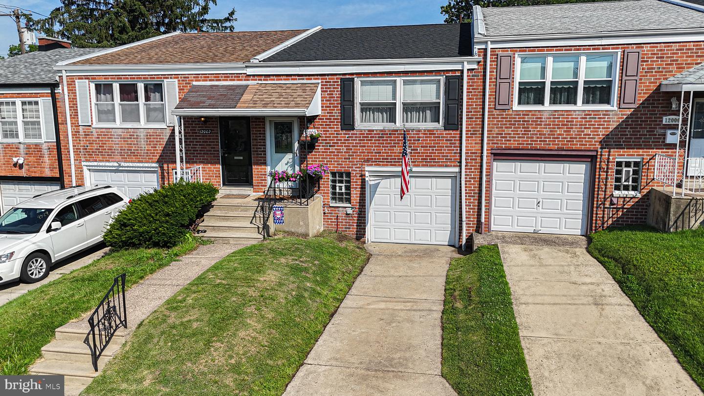 12004 Tyrone Road