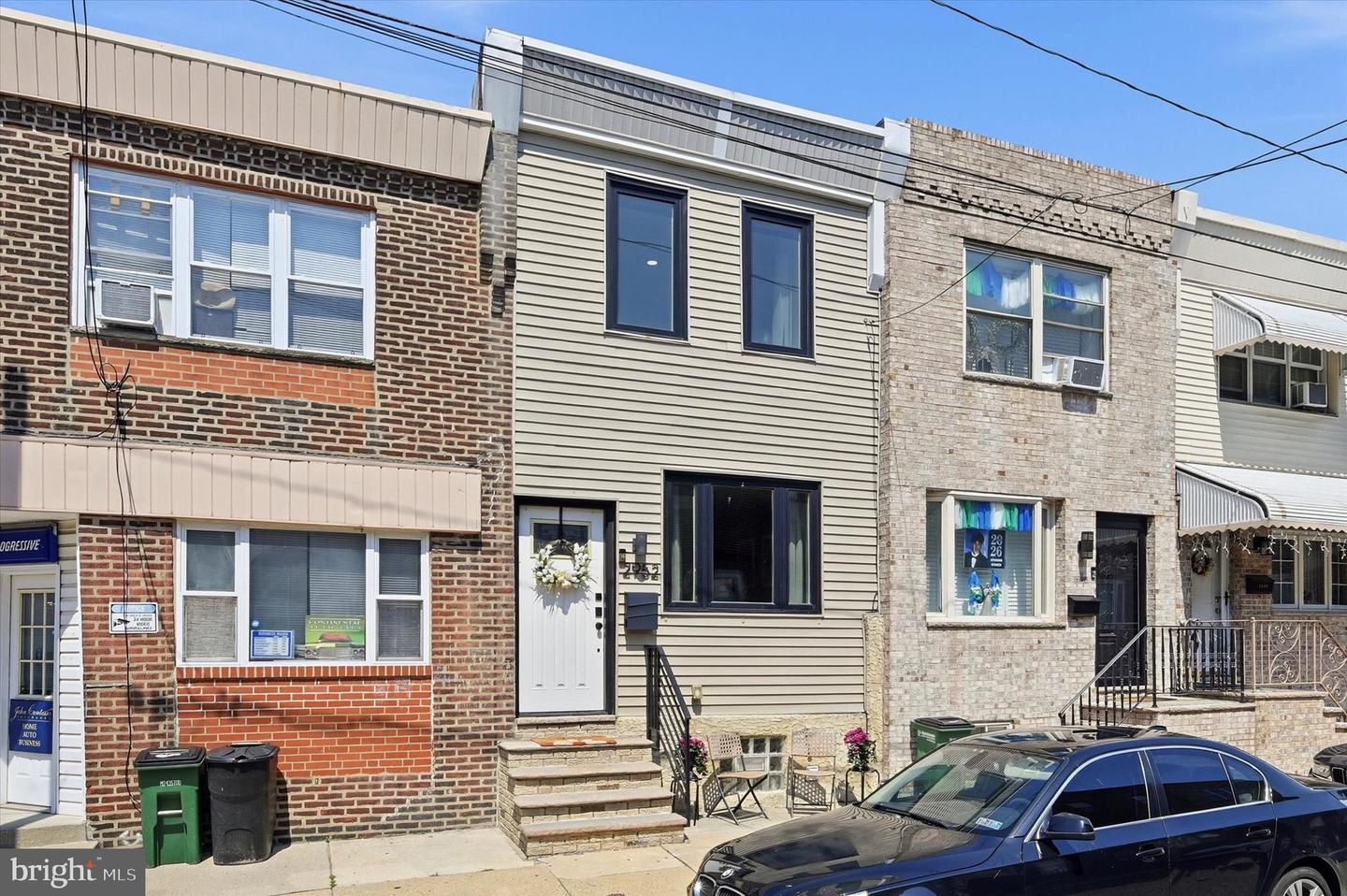 2952 S Sydenham