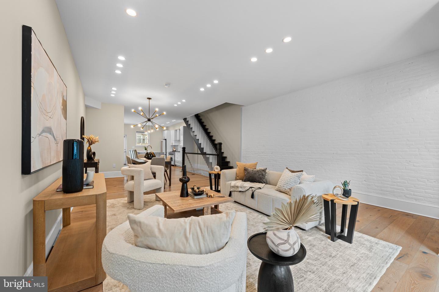 2203 Christian Street