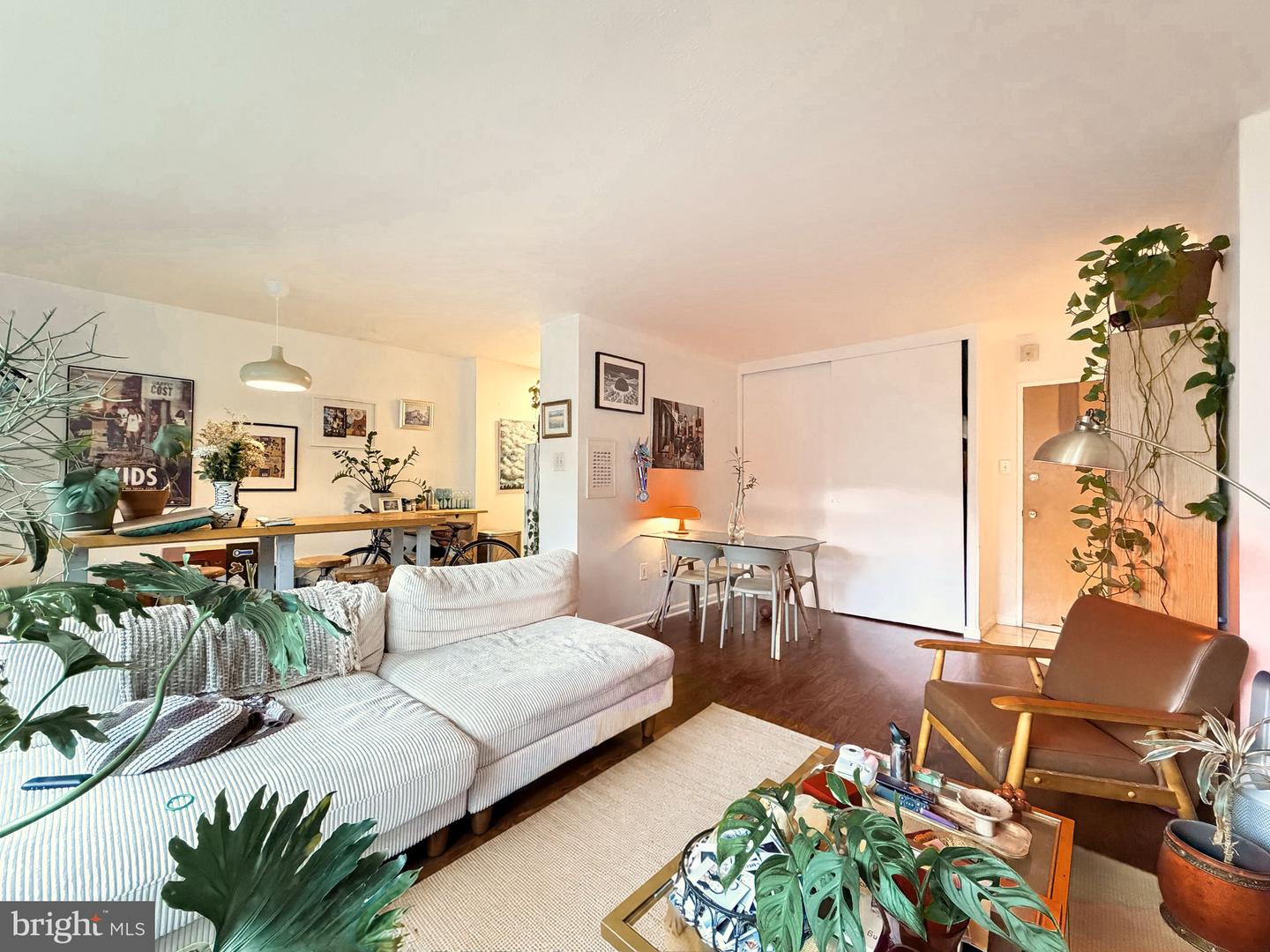 2101 Chestnut Street #417