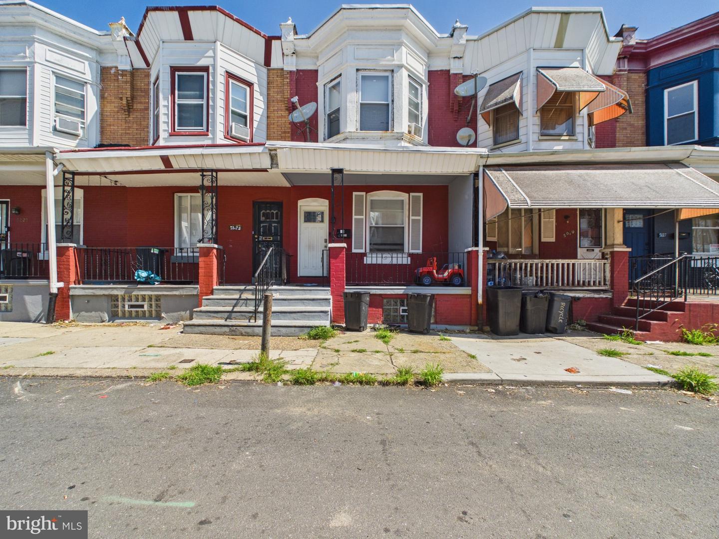 5621 Walton Avenue