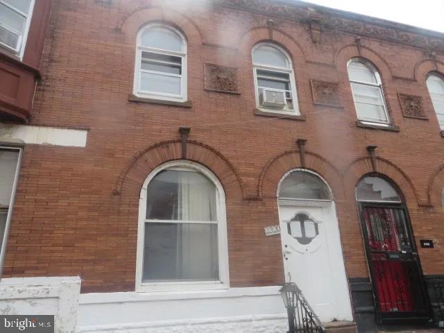 2320 Nicholas Street