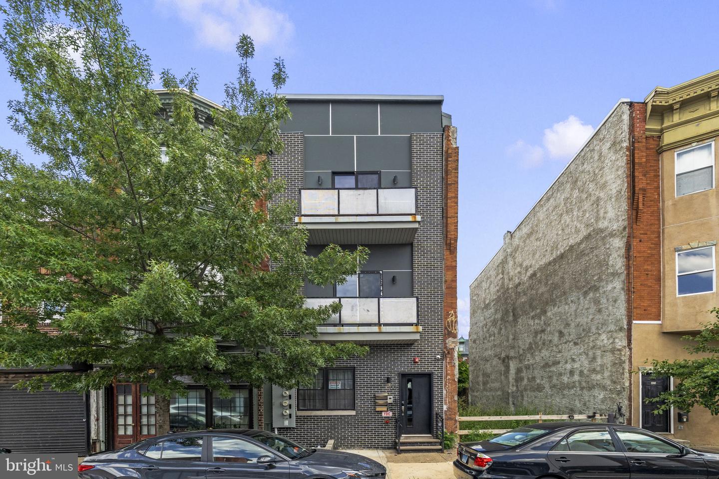 1005 N Marshall Street #1