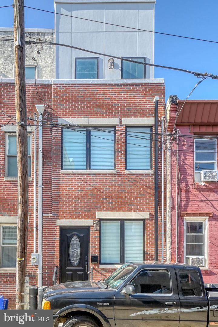 1211 Peters Street