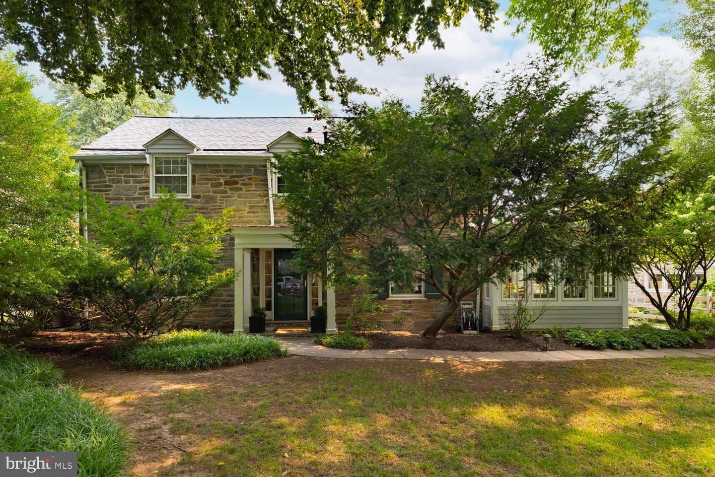 3938 Netherfield Road