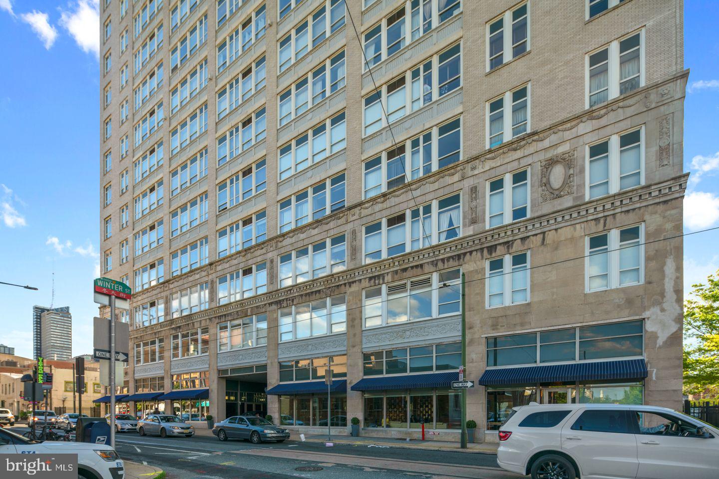 1100 Vine Street #1402