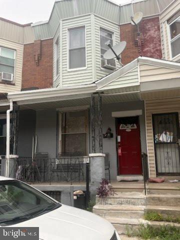 2715 W Seltzer Street
