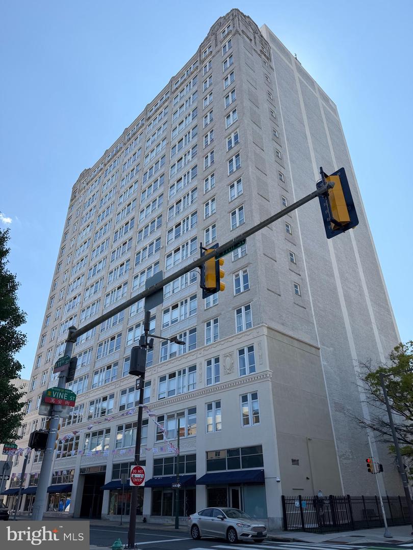 1100 Vine Street #1003