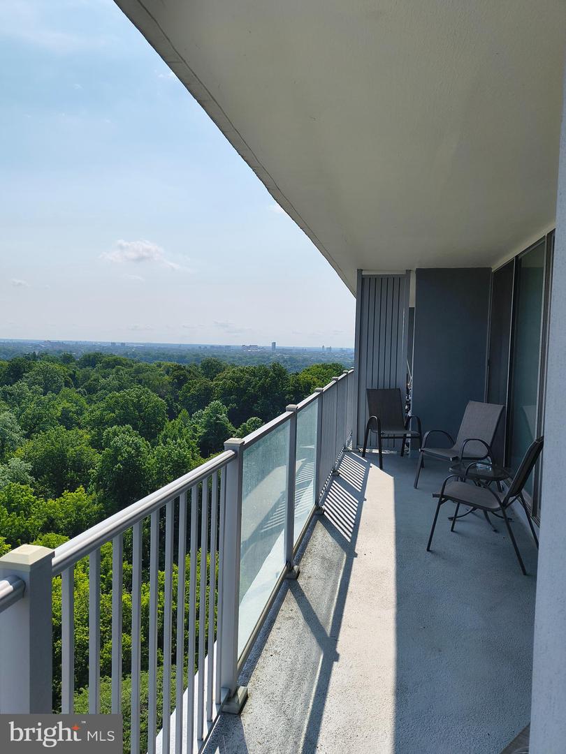 3900 Ford Road #16b