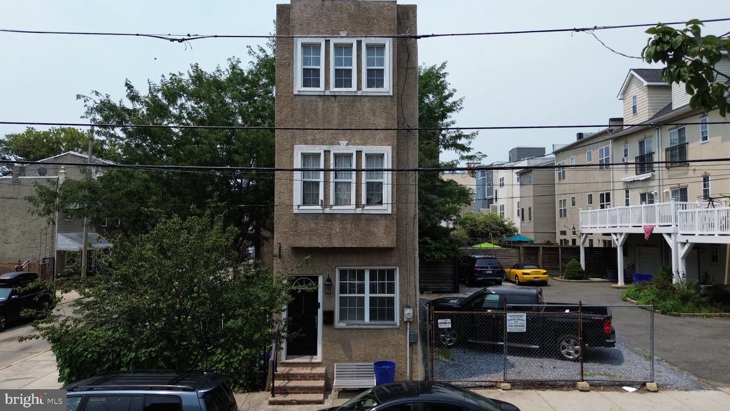 1214 S 4th Street, Philadelphia
