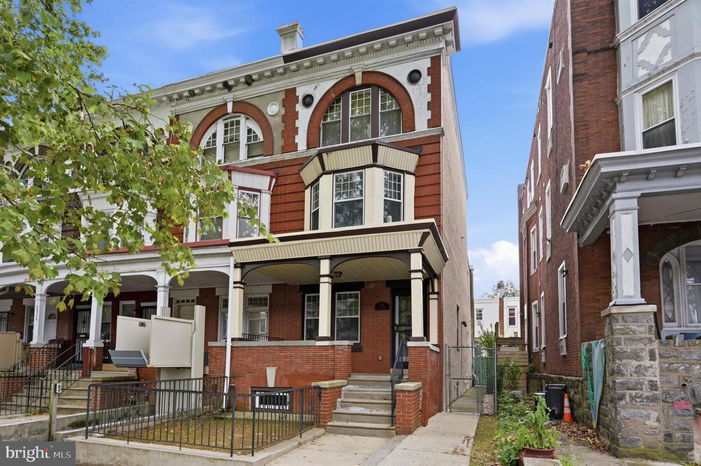 5018 Walnut Street