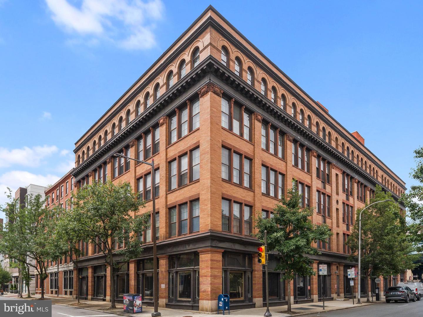 301 Race Street #215
