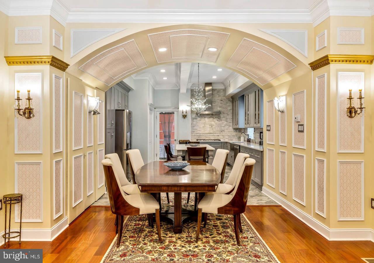 26 S Strawberry Street