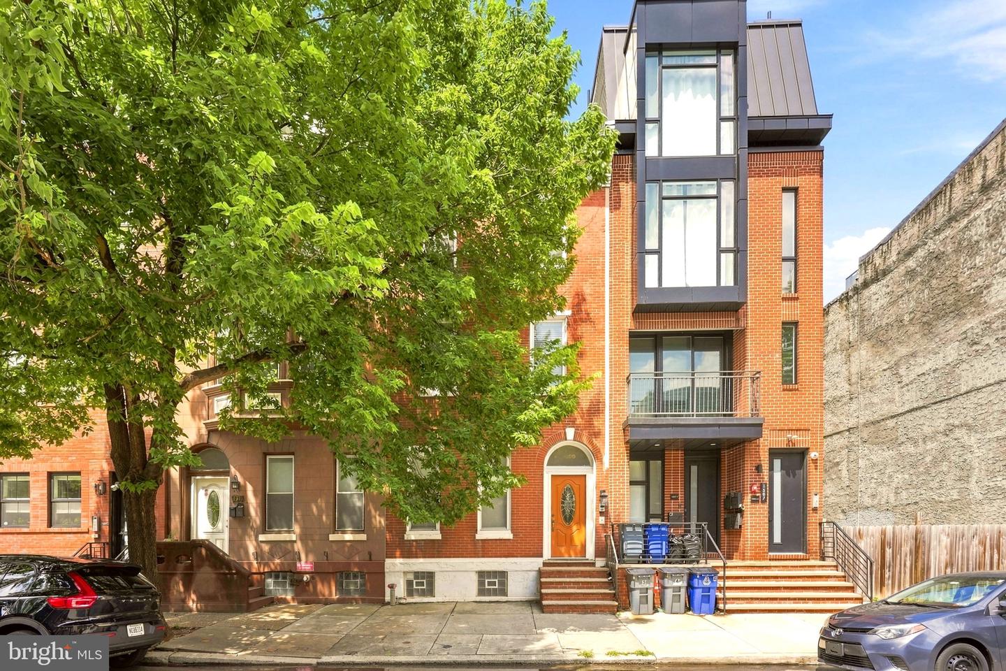 1509 Christian Street #2
