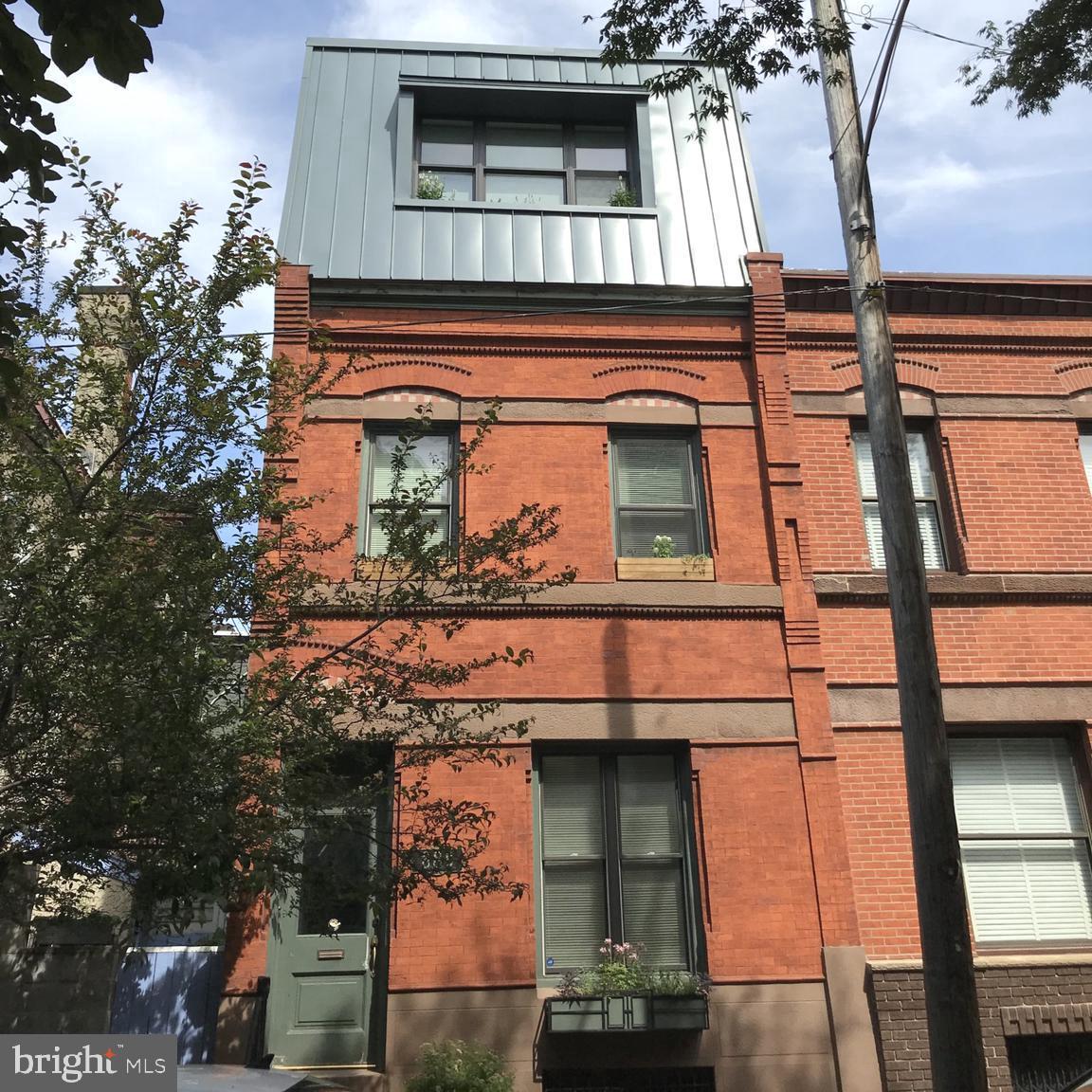889 N 25th Street