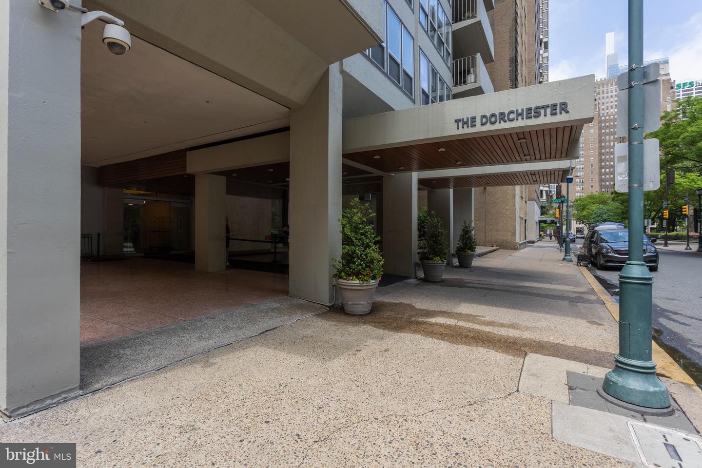 224 W Rittenhouse Square #1410