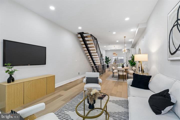 1437 S 8th Street