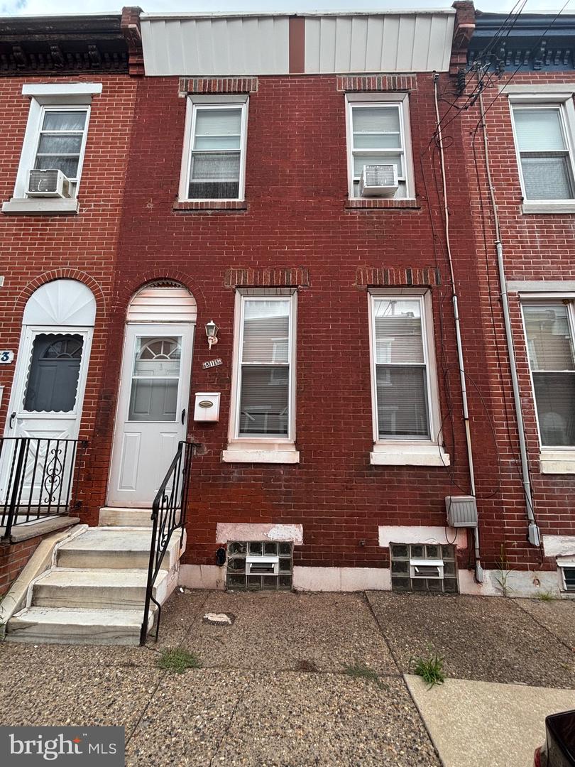 815 Livingston Street