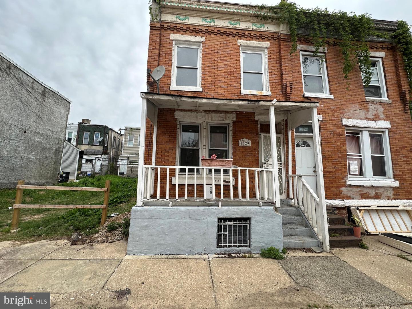 3329 W Firth Street