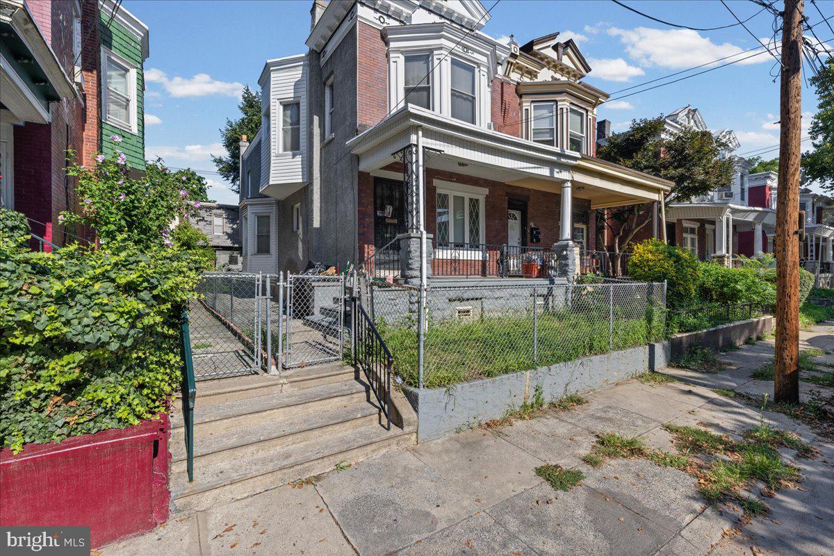 5118 N 11th Street