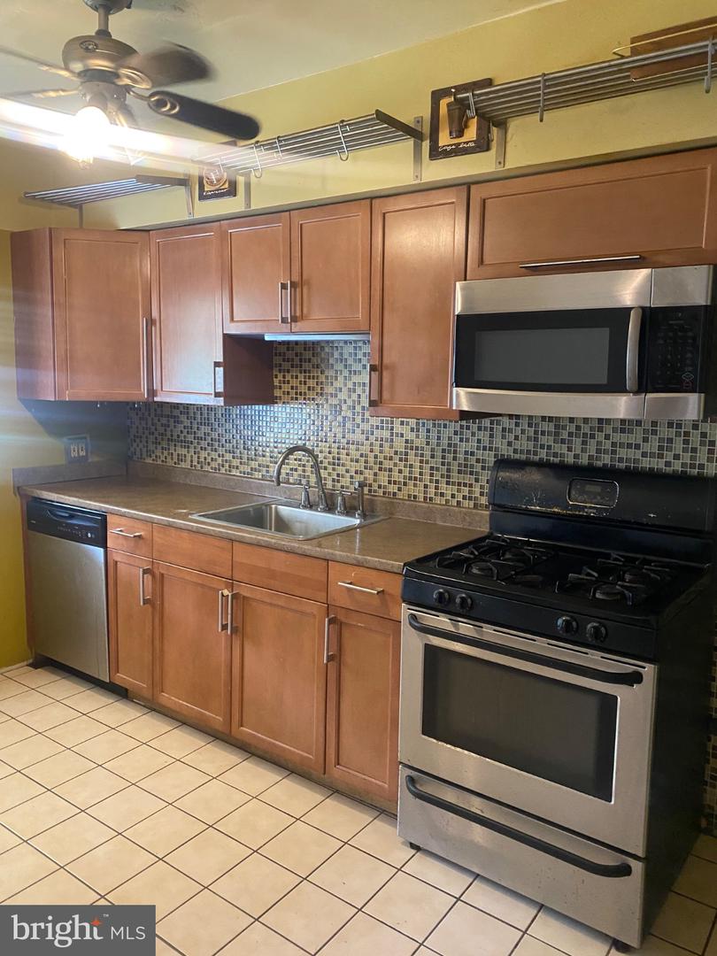 2646 72nd Street
