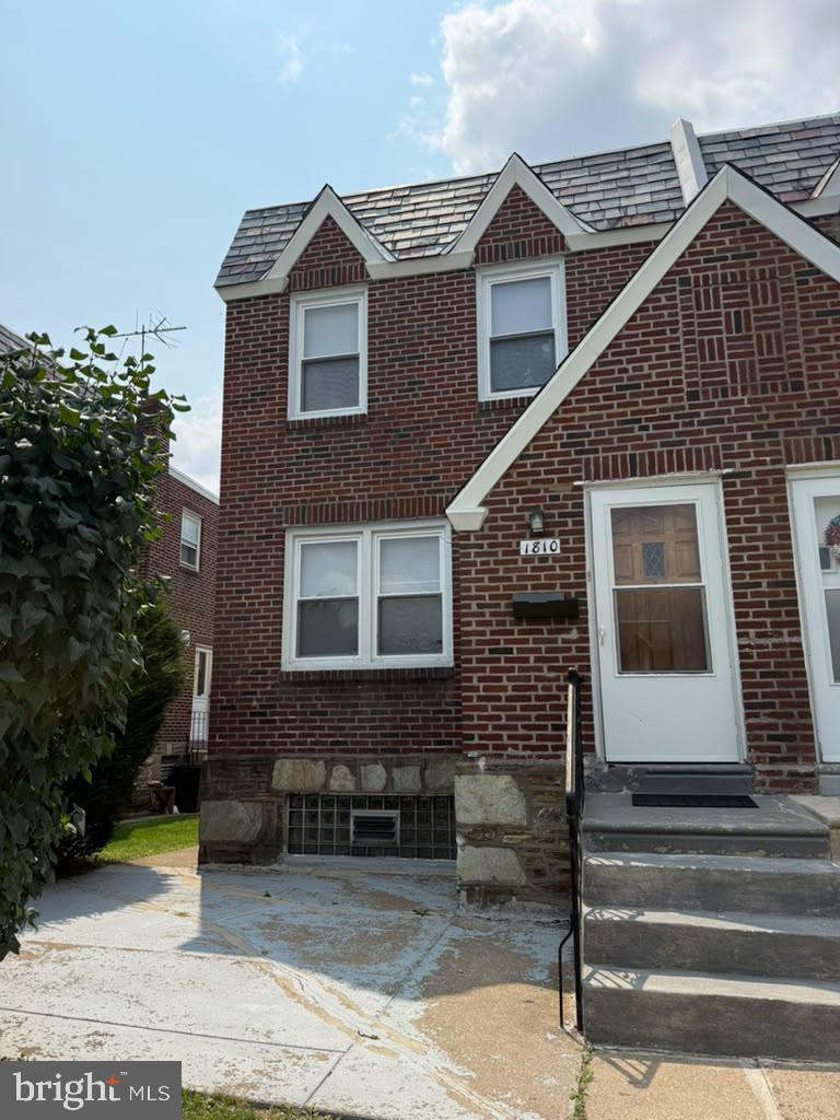 1810 Benson Street