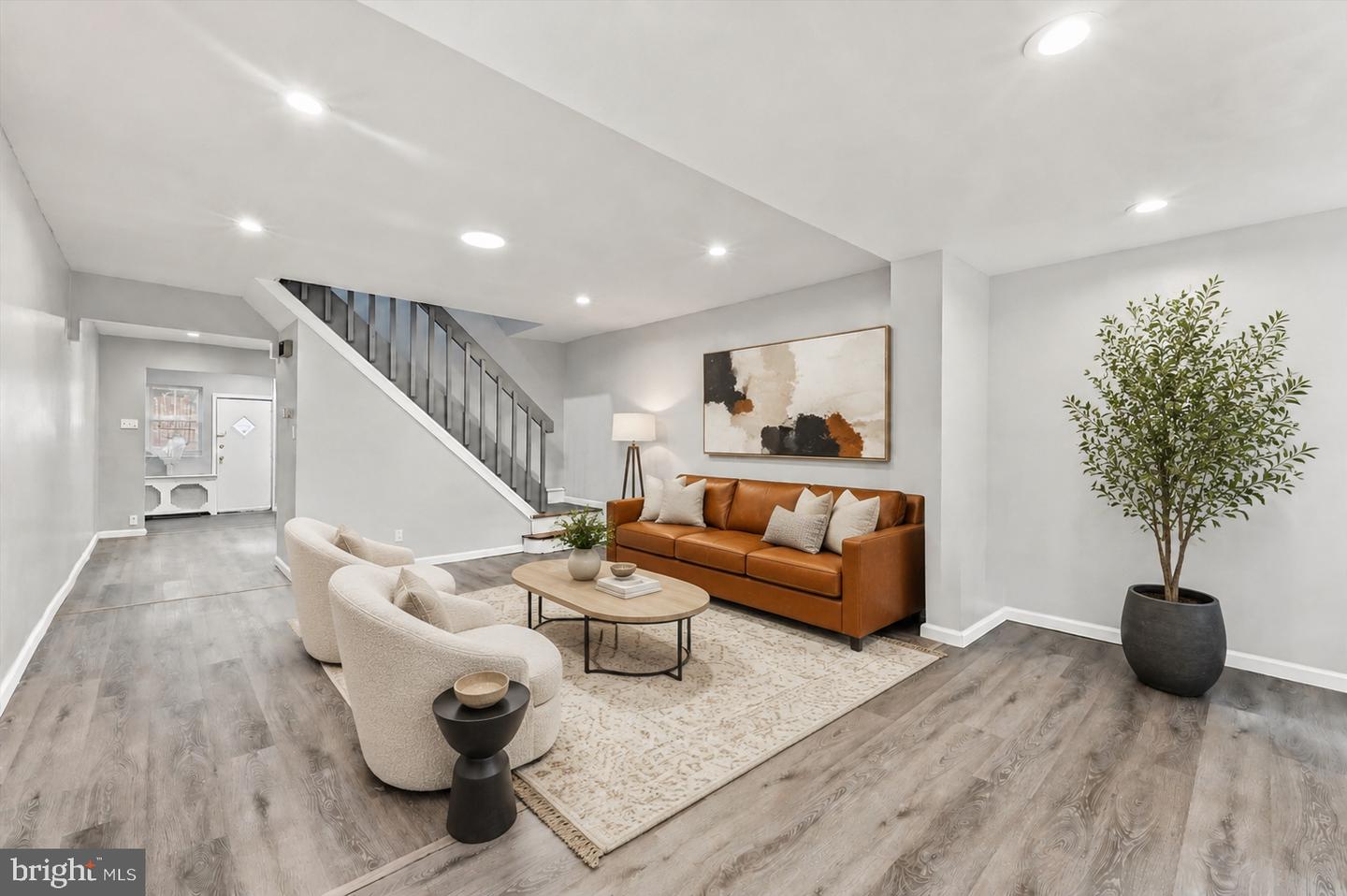 2557 S 61st Street