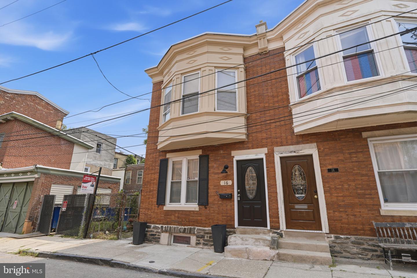 16 W Penn Street