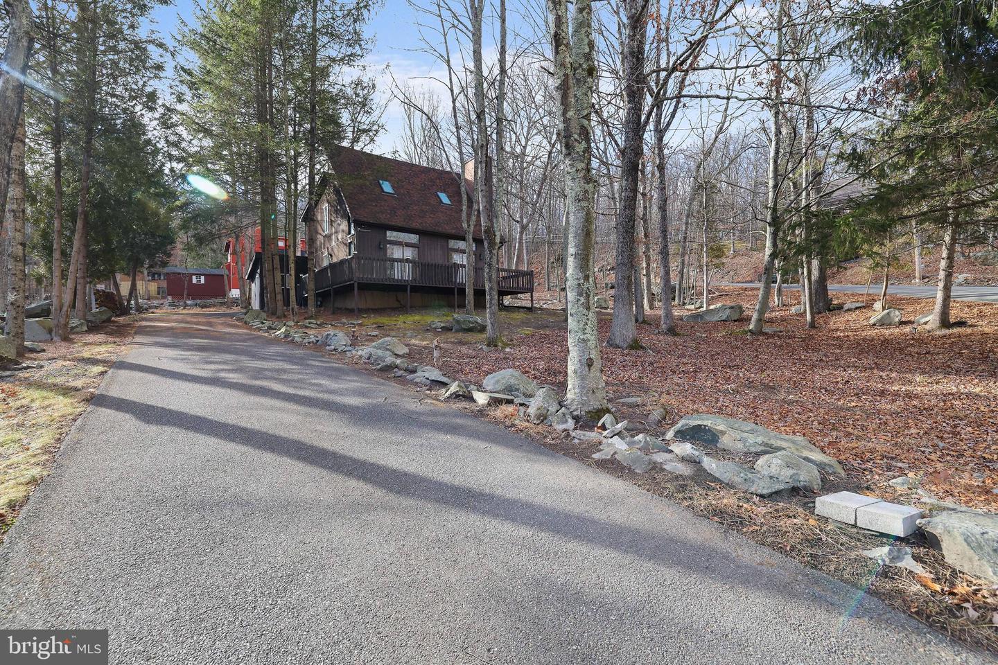 2237 Southport Drive, Bushkill