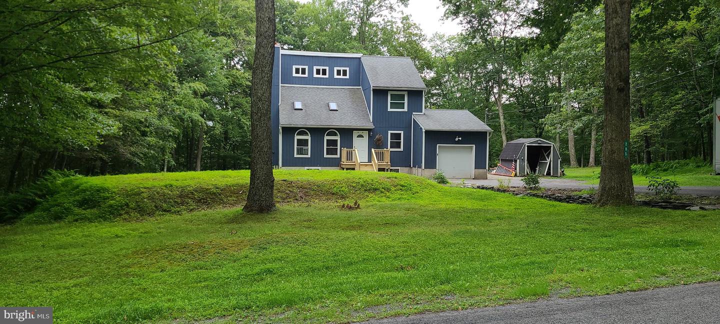 205 Traverse Road, Dingmans Ferry