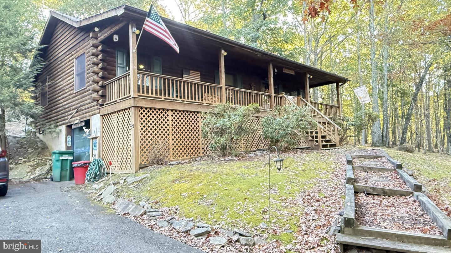 2119 Meadowlark Circle, Bushkill