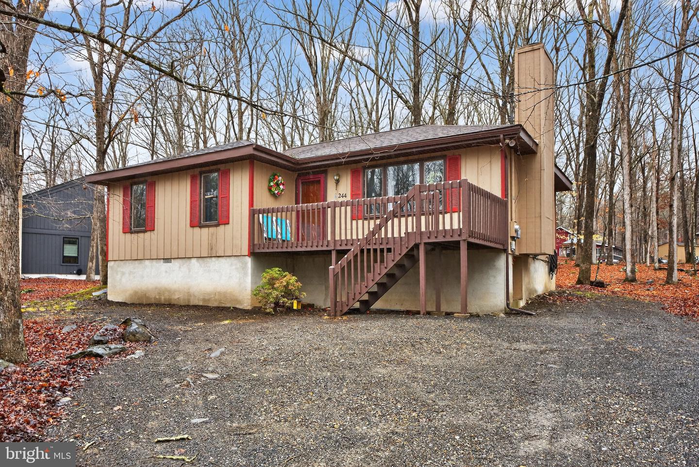 244 Canterbury Road, Bushkill