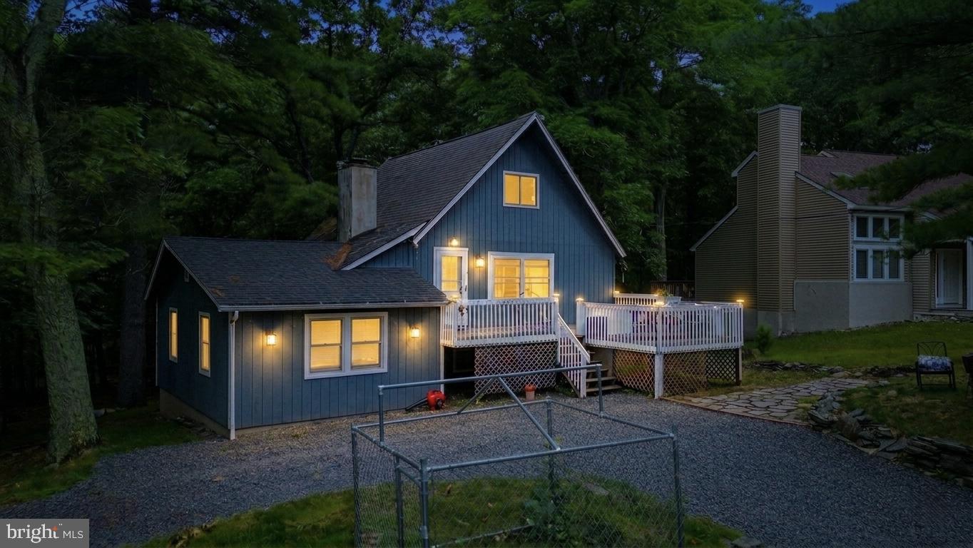 204 Mountain Drive, Dingmans Ferry