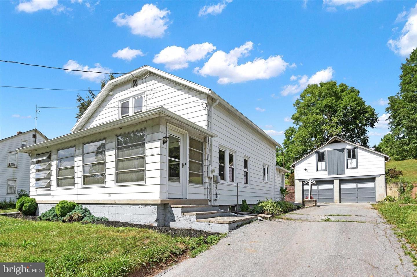 5575 Spring Road, Shermans Dale