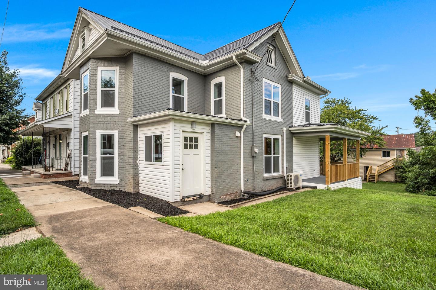 428 N 4th Street, Newport