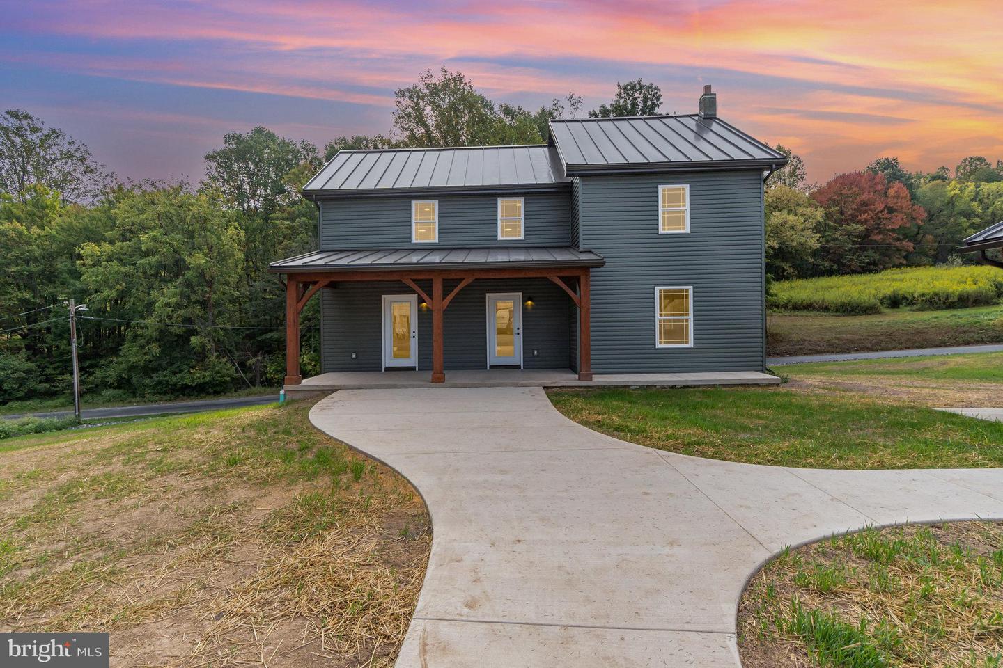 892 Owl Hollow Road, Millerstown