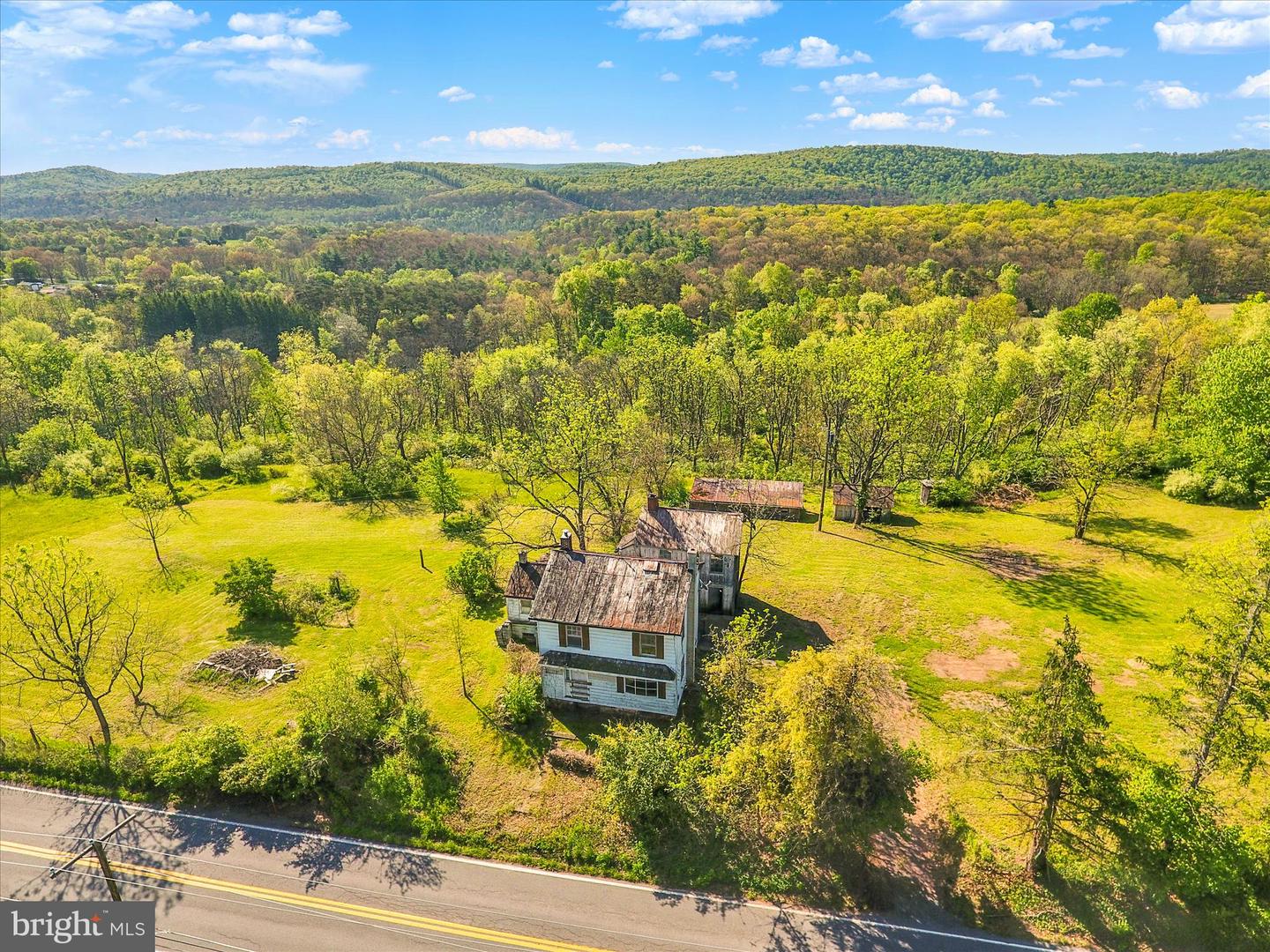 4401 Middle Ridge Road, Newport