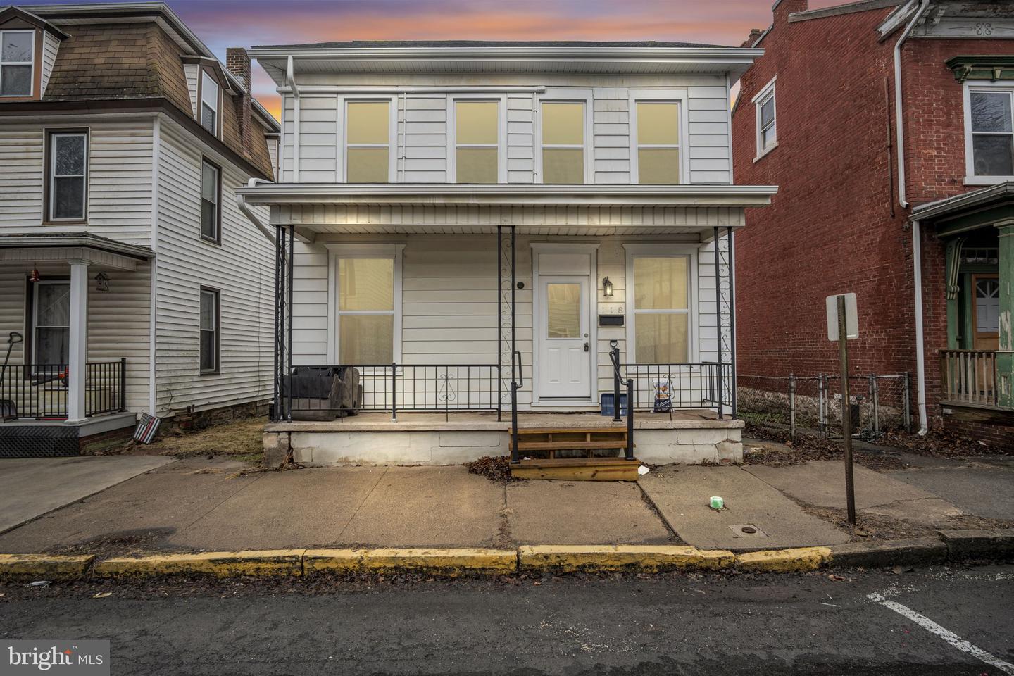 118 S 2nd Street, Newport