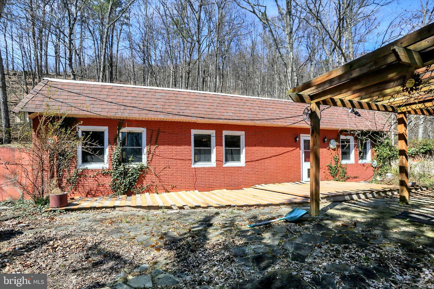 98 Fallen Cabin Lane