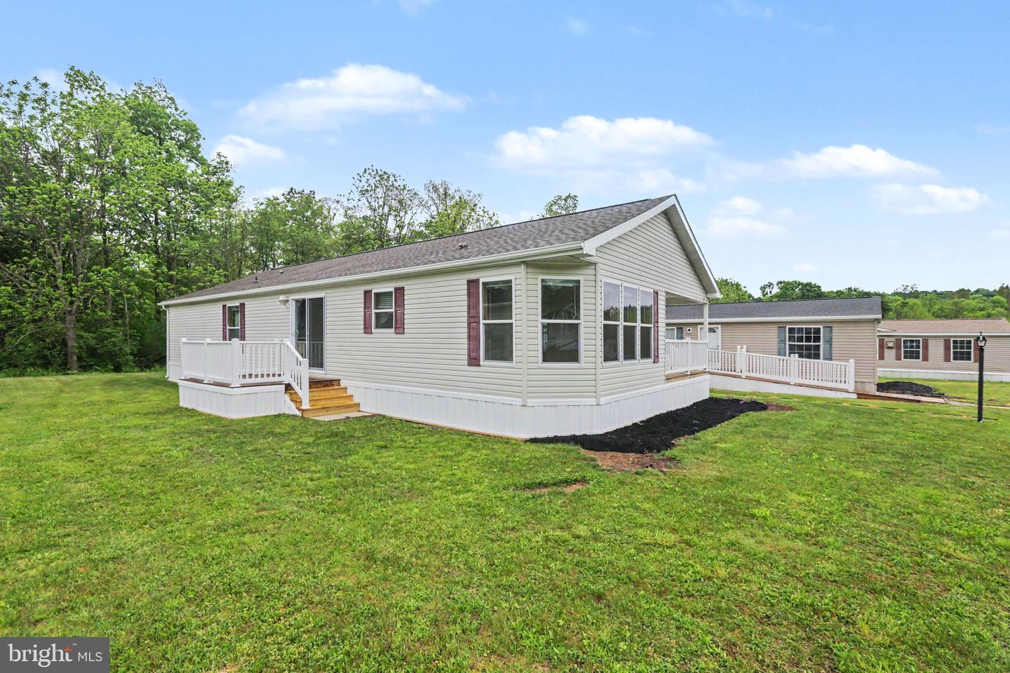 19 Meadowview Drive