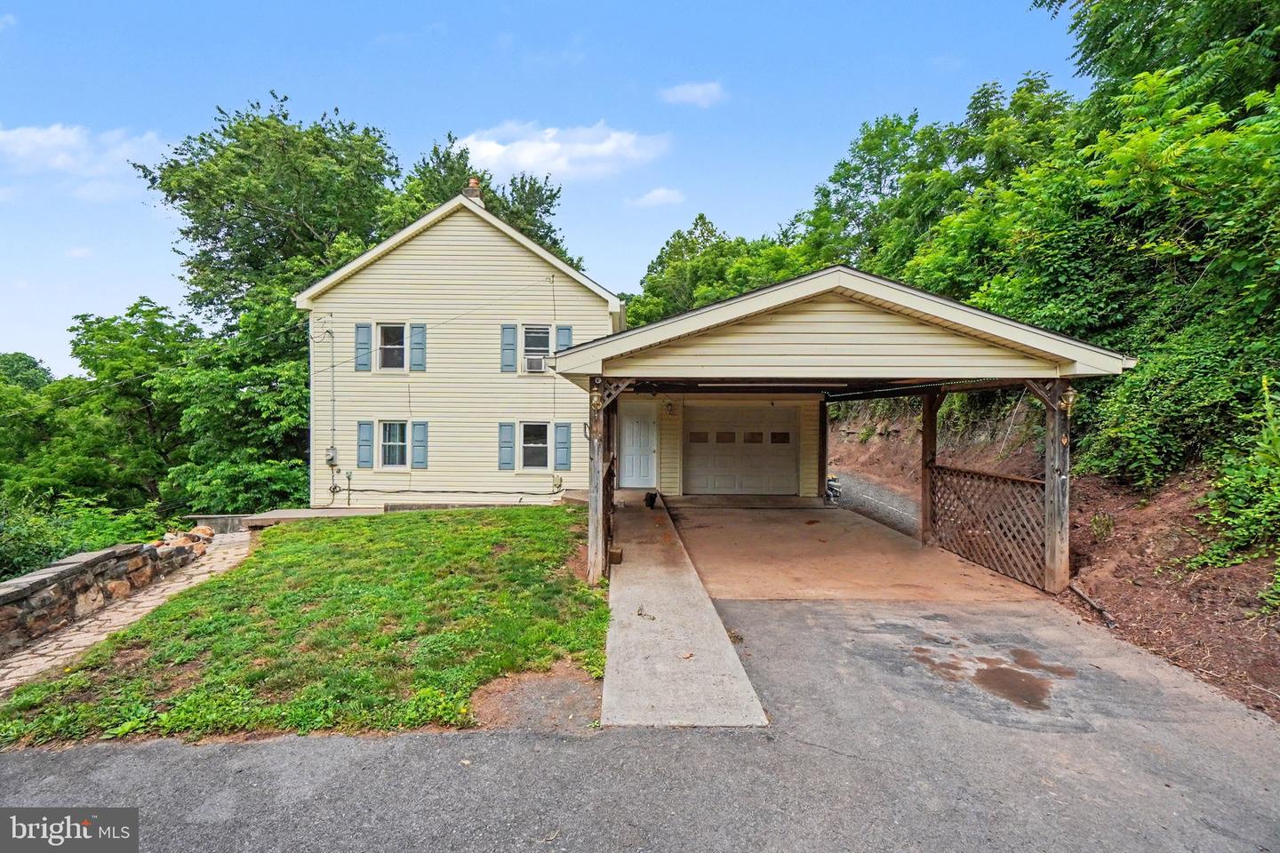 103 Turkey Bird Road