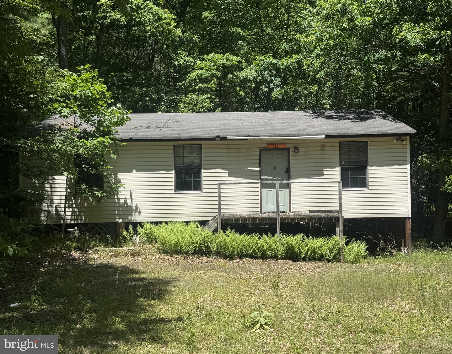 1387 Paradise Drive, Elliottsburg