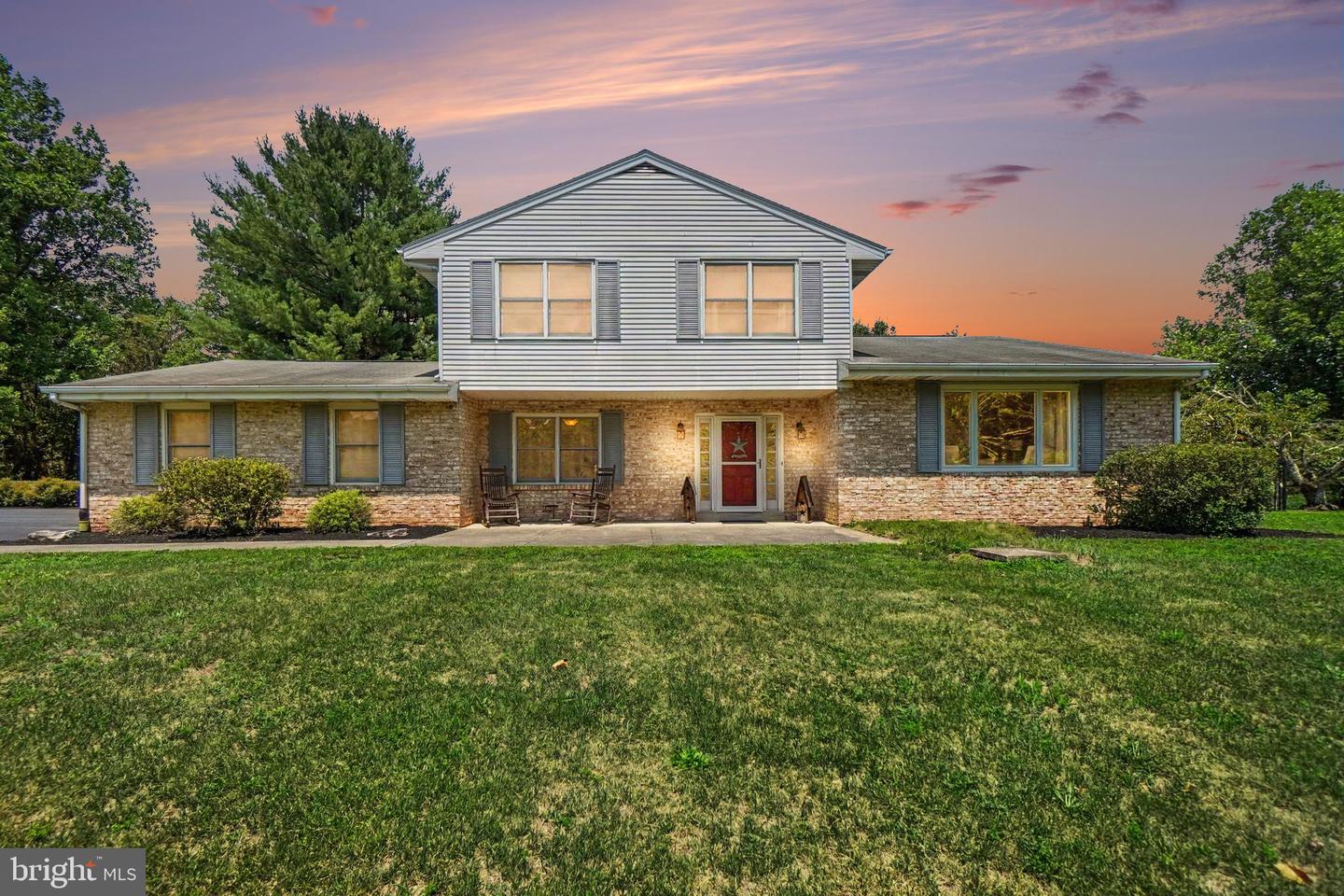 2525 Valley Road
