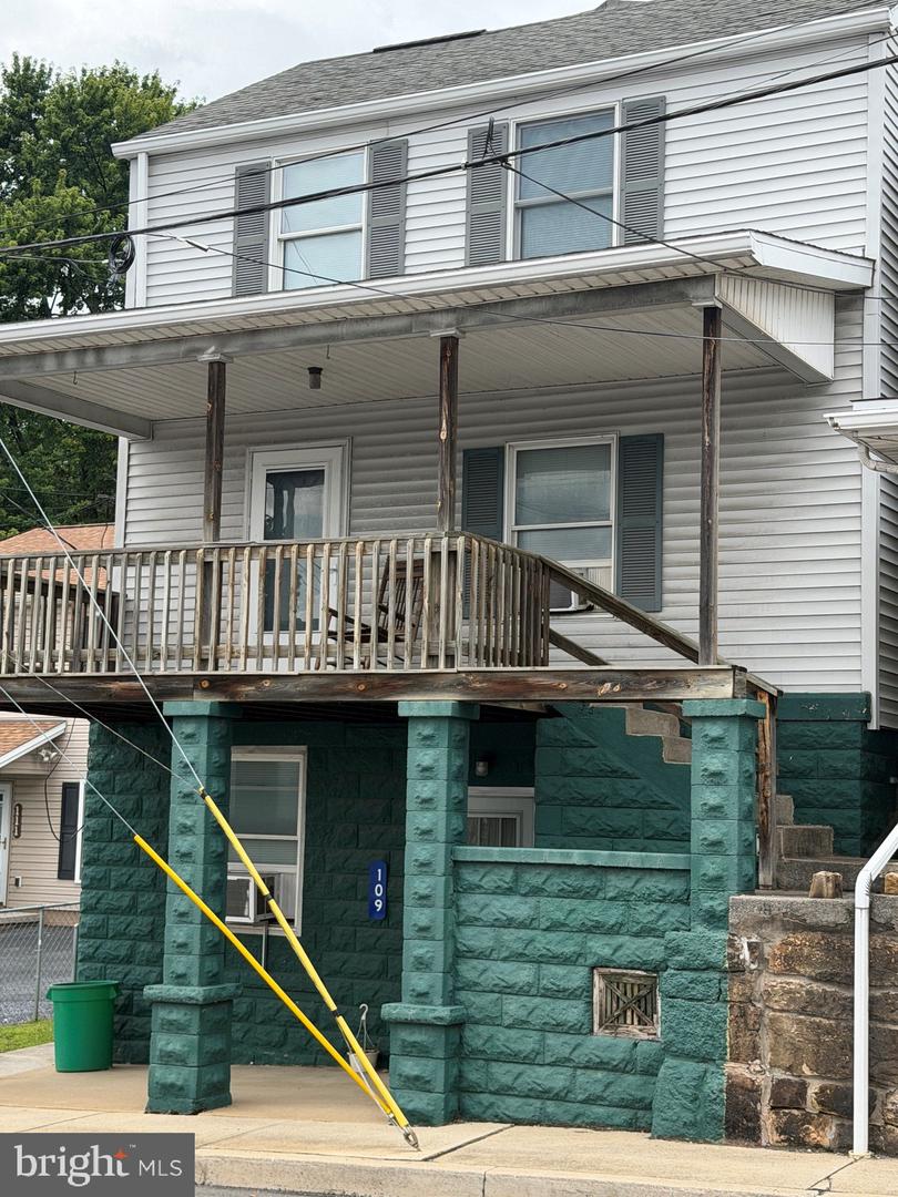 109 Valley Street