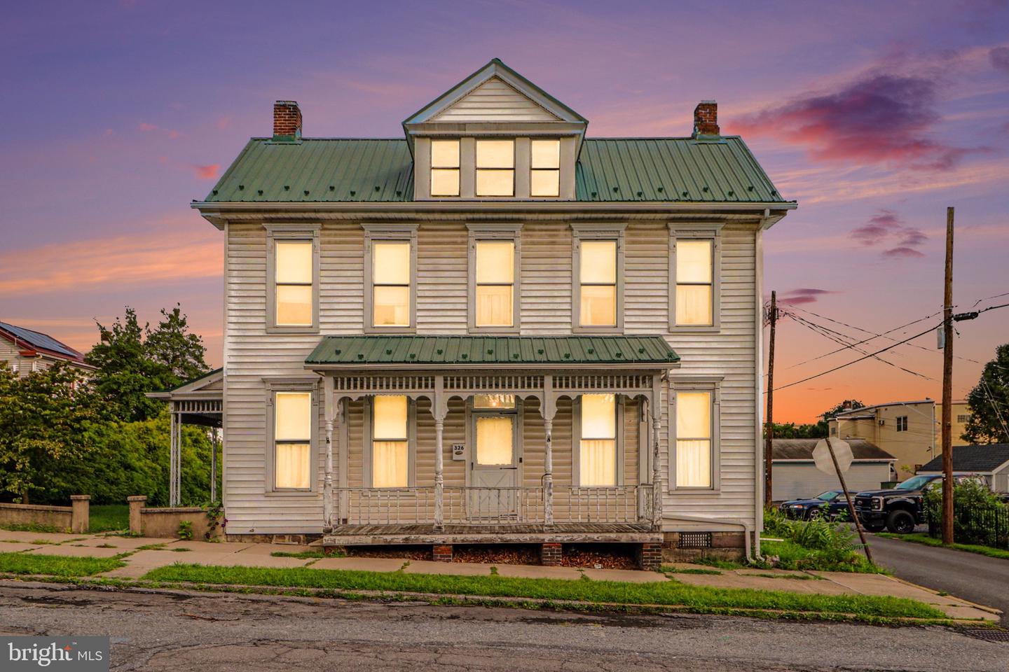 326 Mulberry Street