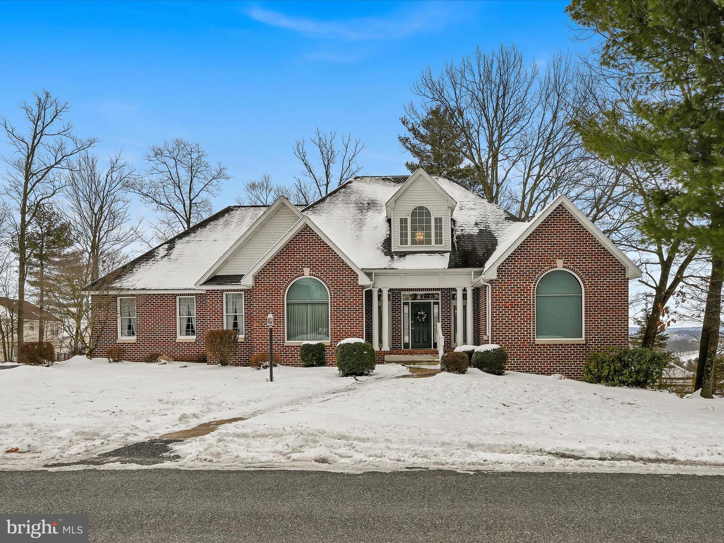 703 Centerfield Drive, Pottsville
