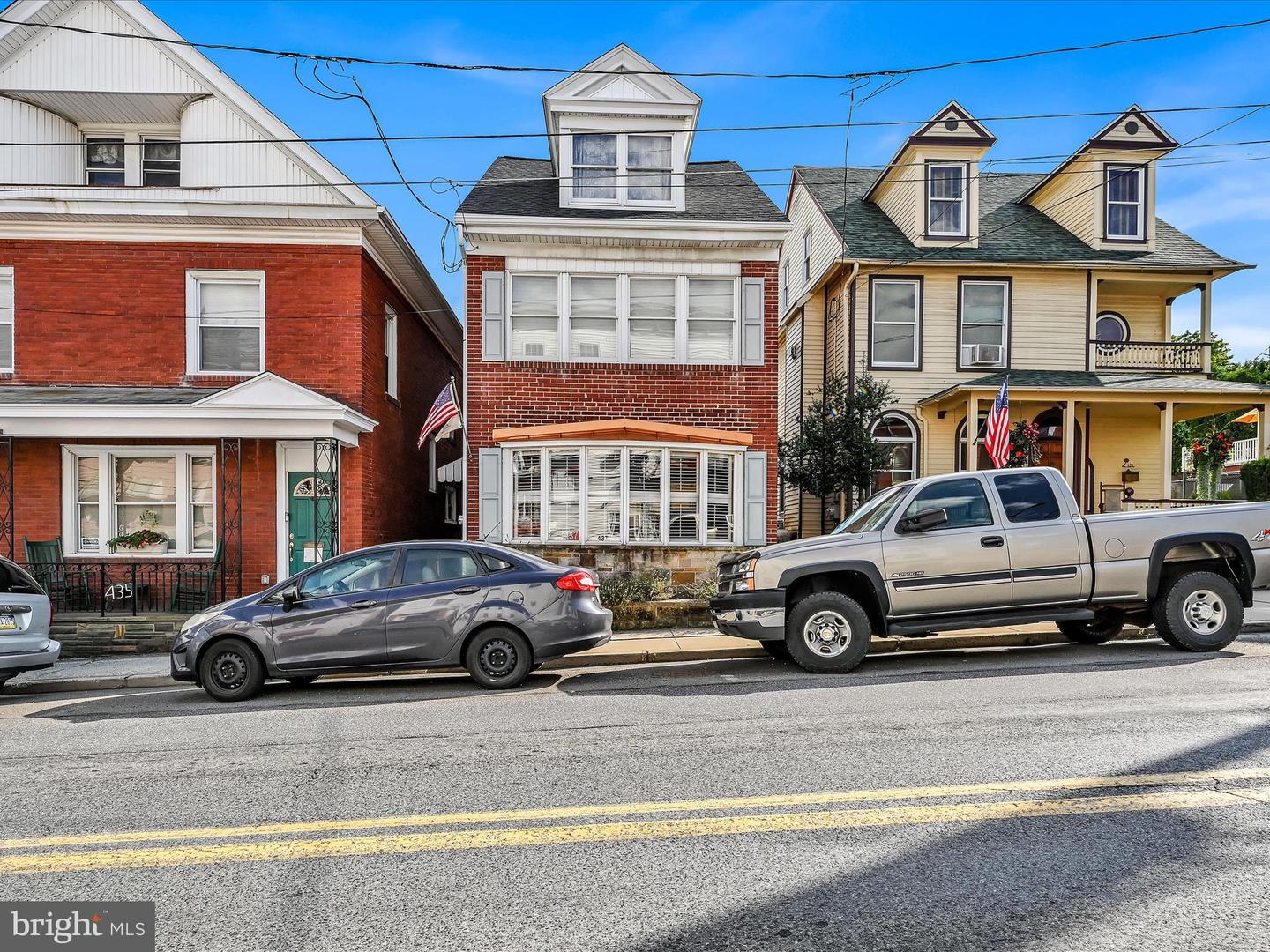 437 Sunbury Street, Minersville