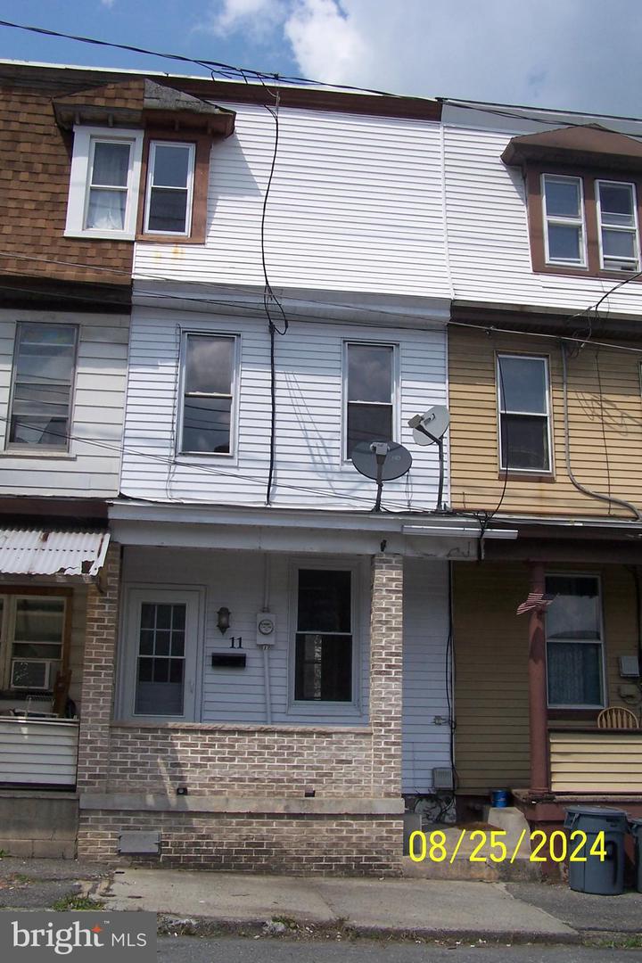 11 W Elm Street, Tamaqua