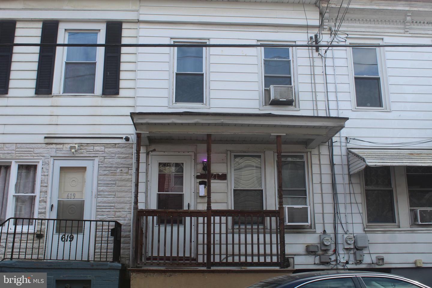 621 W Norwegian Street
